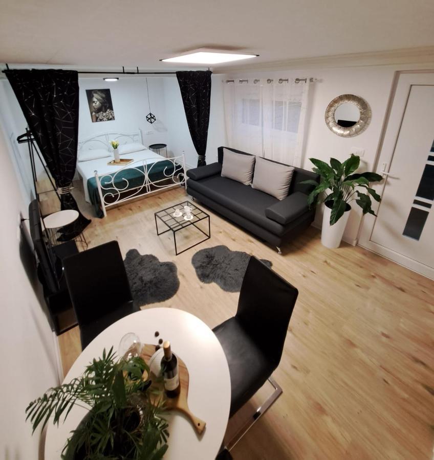 Апартаменти Studio Apartman Maris Задар Екстер'єр фото